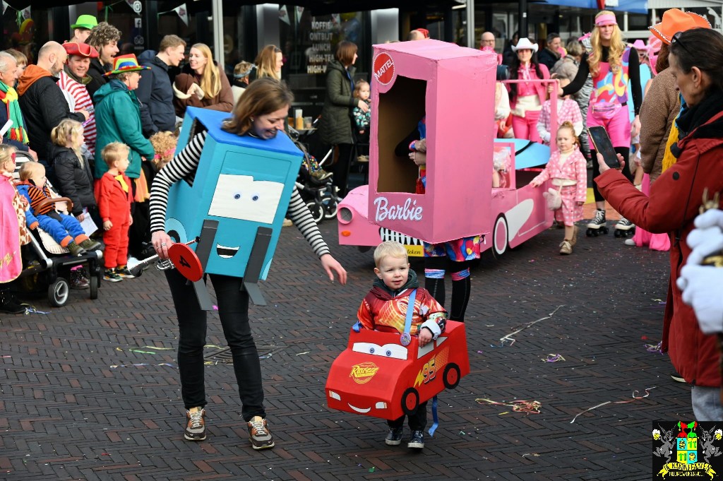 ../Images/Kinderoptocht 2024 088.jpg